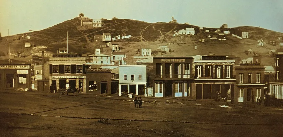 Panoramic daguerreotype view of San Francisco and its harbour in 1851, crowded with ships and newly built wooden buildings